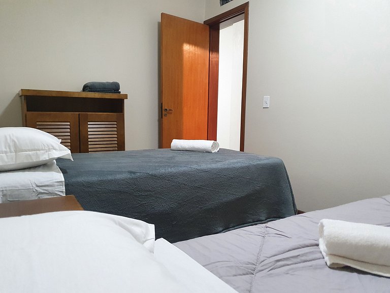 Apartamento Rua Coberta 02 dorm Centro Gramado