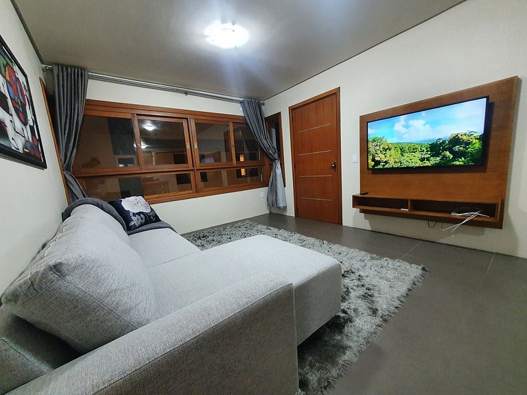 Apartamento Rua Coberta 02 dorm Centro Gramado