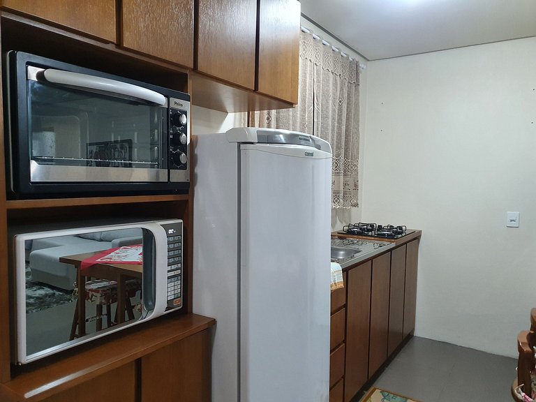 Apto 02 quartos no Centro de Gramado