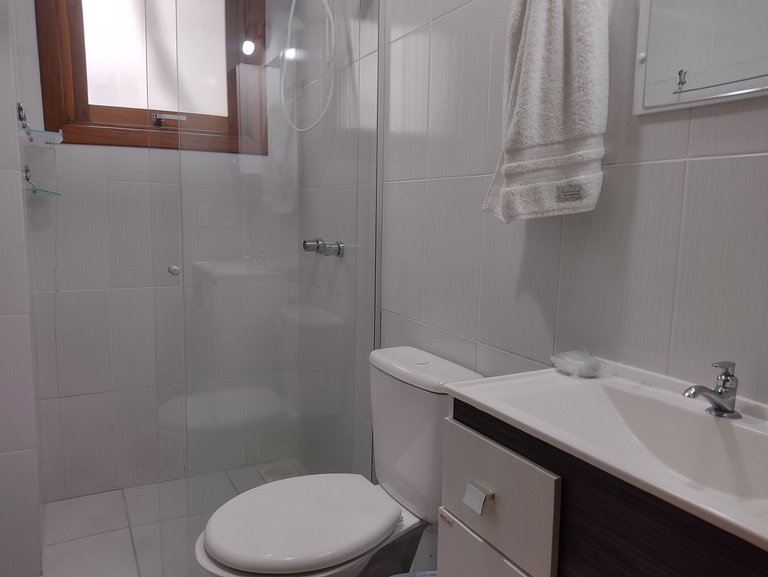 Amplo Apto Poucos passos da Rua Coberta Gramado