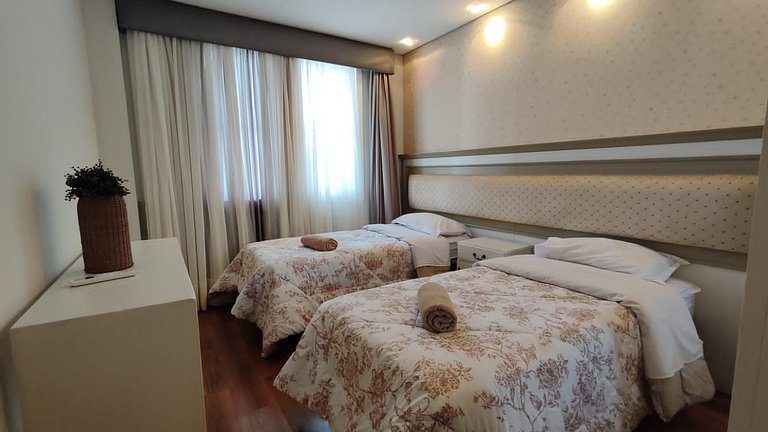 Amplo apartamento 03 dorm Centro de Gramado