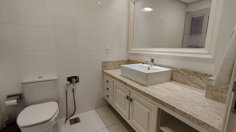 Amplo apartamento 03 dorm Centro de Gramado