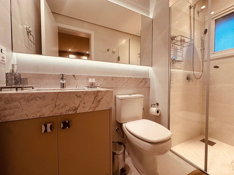 Apartamento frente Av Osvaldo Aranha Centro Canela