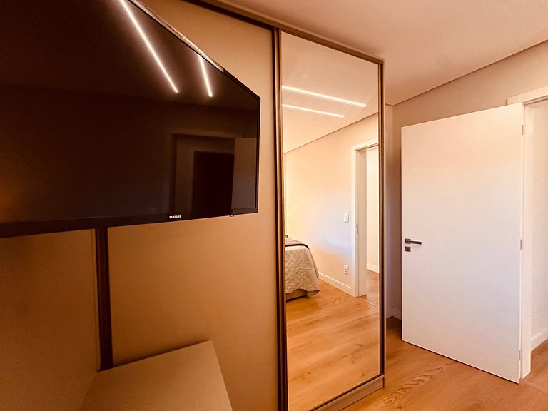Apartamento frente Av Osvaldo Aranha Centro Canela