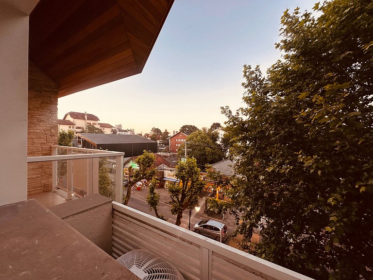 Apartamento frente Av Osvaldo Aranha Centro Canela