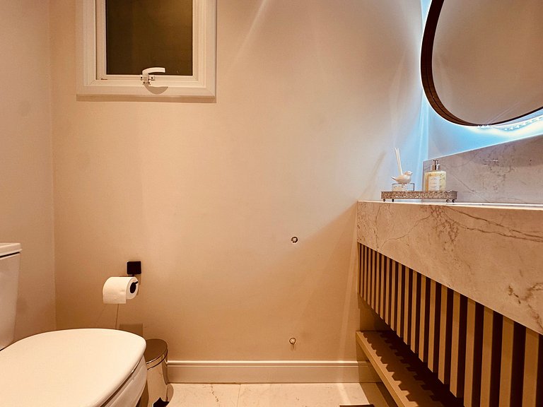 Apartamento frente Av Osvaldo Aranha Centro Canela