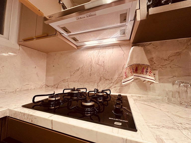 Apartamento frente Av Osvaldo Aranha Centro Canela
