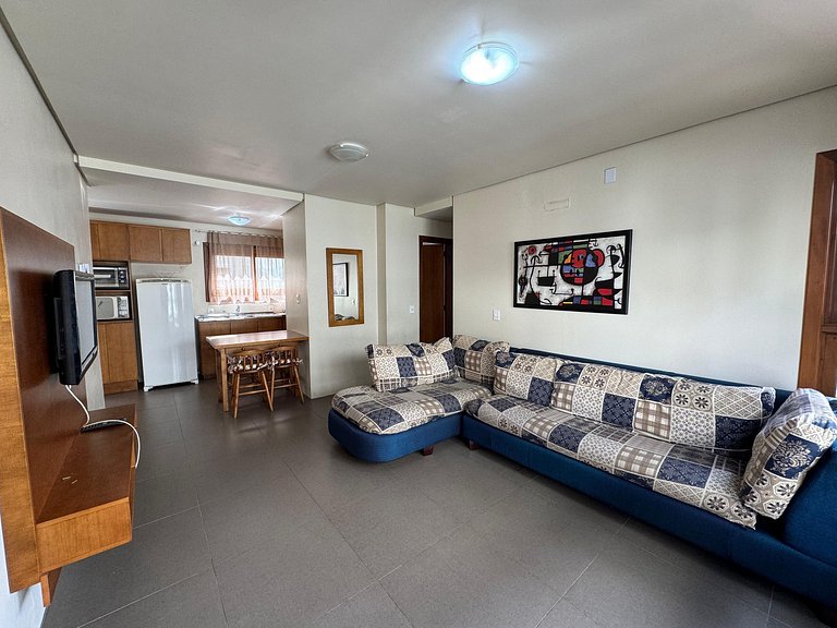 Apto 02 quartos no Centro de Gramado