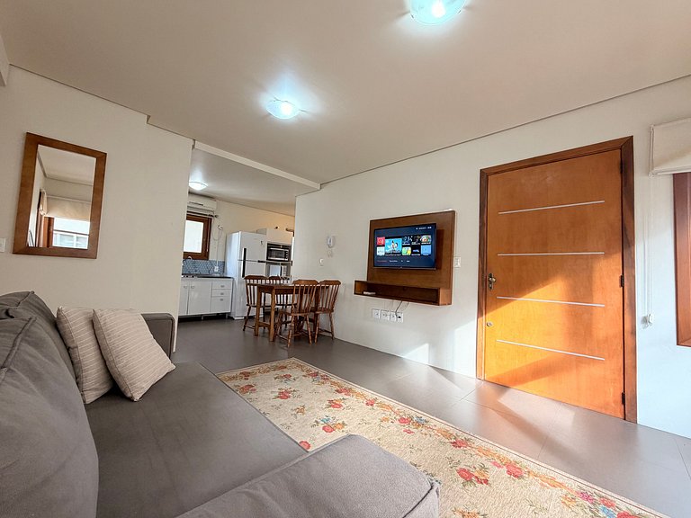 Amplo Apto Poucos passos da Rua Coberta Gramado