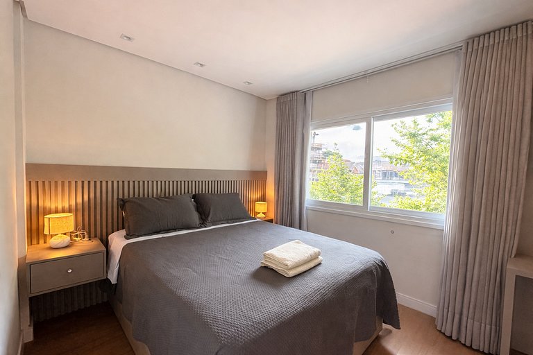 Apartamento frente Av Osvaldo Aranha Centro Canela