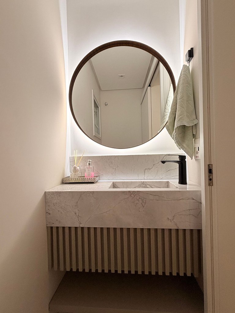 Apartamento frente Av Osvaldo Aranha Centro Canela