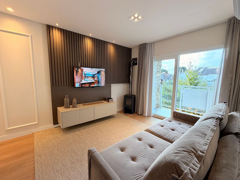 Apartamento frente Av Osvaldo Aranha Centro Canela