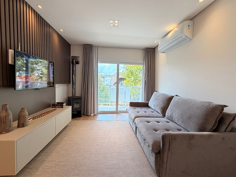 Apartamento frente Av Osvaldo Aranha Centro Canela