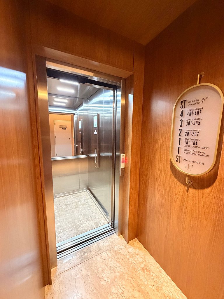 Apartamento frente Av Osvaldo Aranha Centro Canela